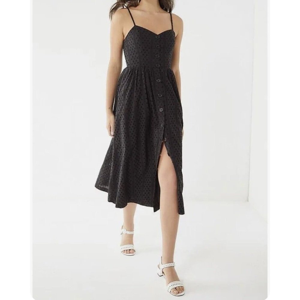 UO Urban Outfitters women’s Small Abbie Eyelet Button Down Dress in Black